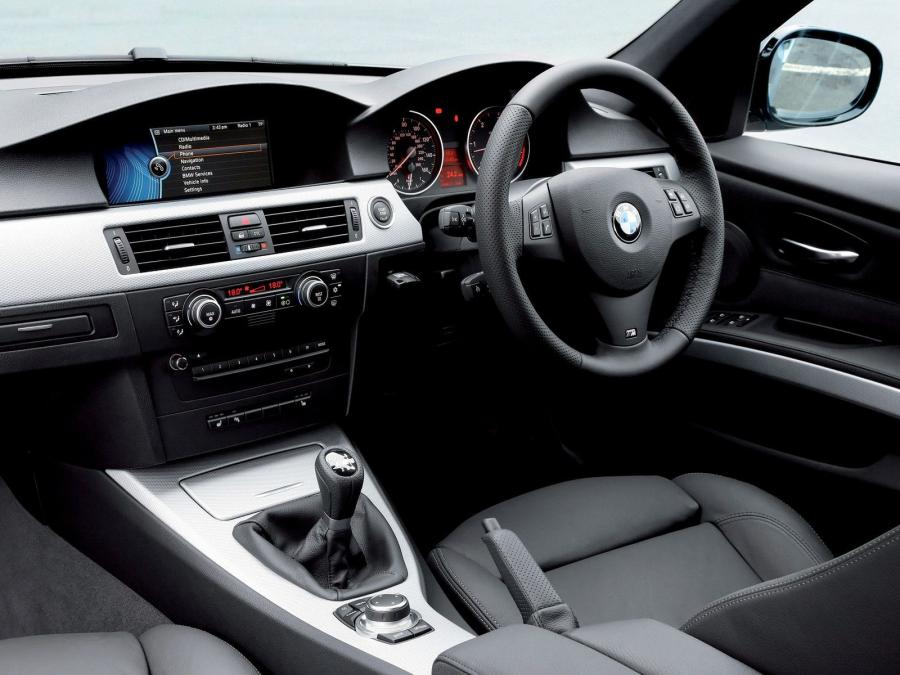  BMW 330d Touring M Sport Package 2008 года  (UK) (фото 11 из 12)